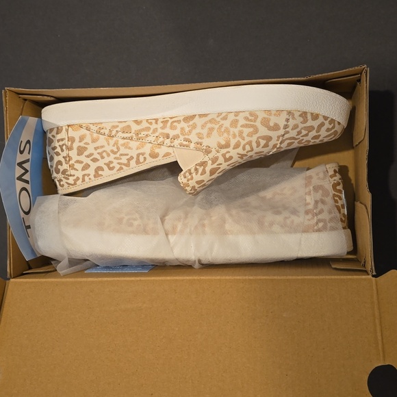Toms Avalon NIB Natural Cheetah Foil slip-on shoe Youth size 5 (EU 37) - Picture 7 of 8